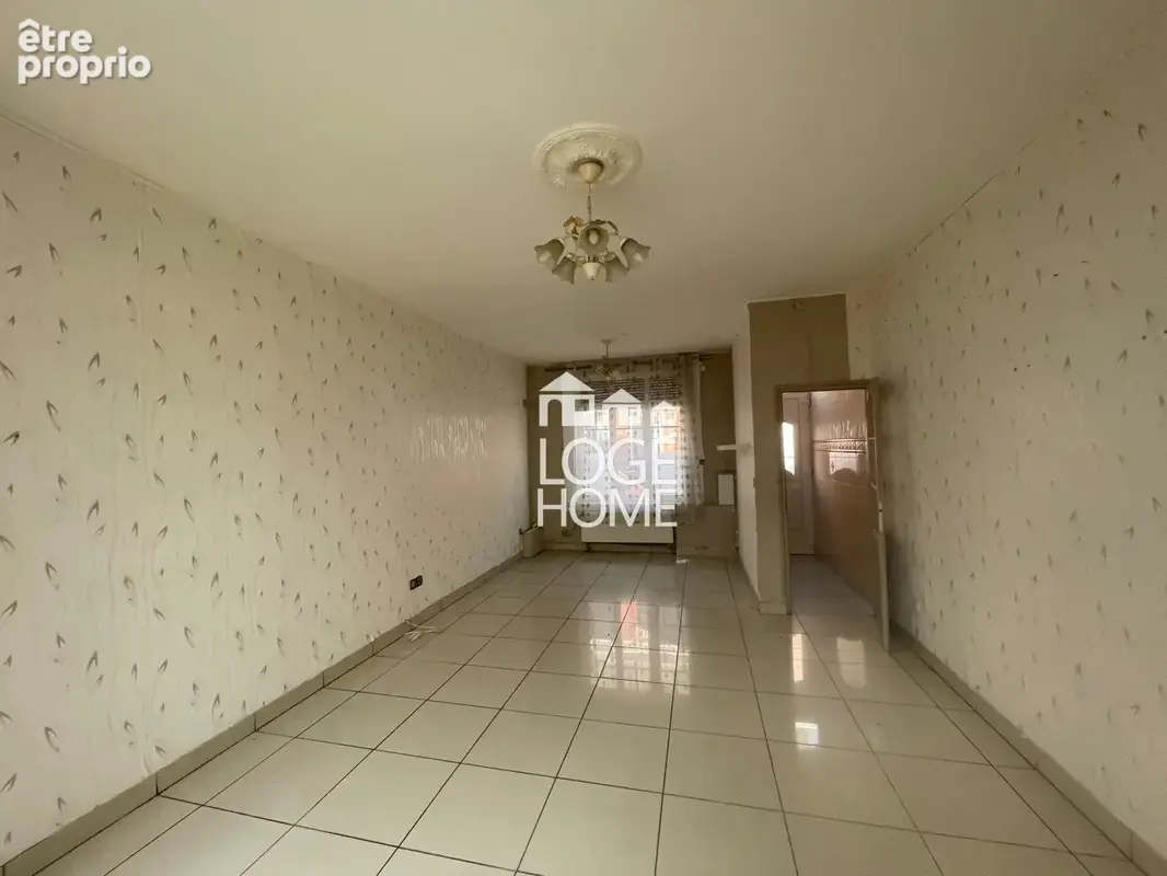 Maison 108 m² à Roubaix  - photo 2