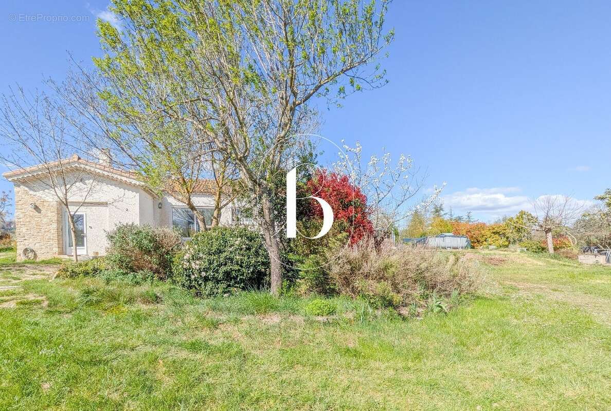 Une maison de plain pied dans un écrin de verdure ... - photo 26