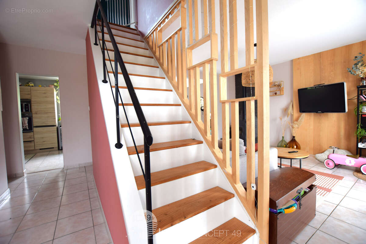 Maison à BRISSAC-QUINCE