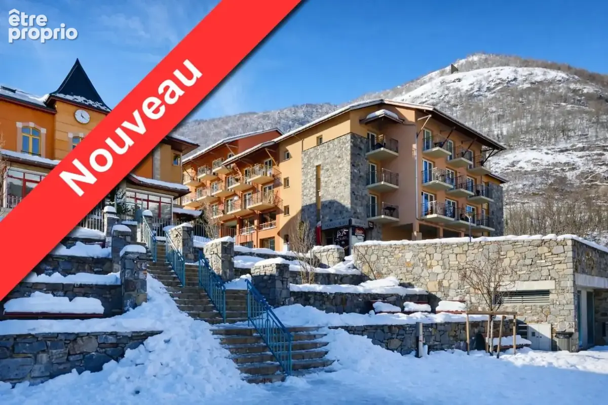   - Appartement à AX-LES-THERMES