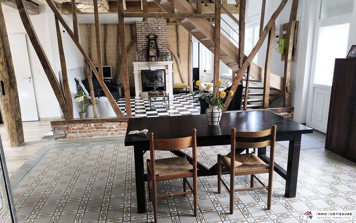 Maison 190 m² à Houvin-Houvigneul  - photo 4