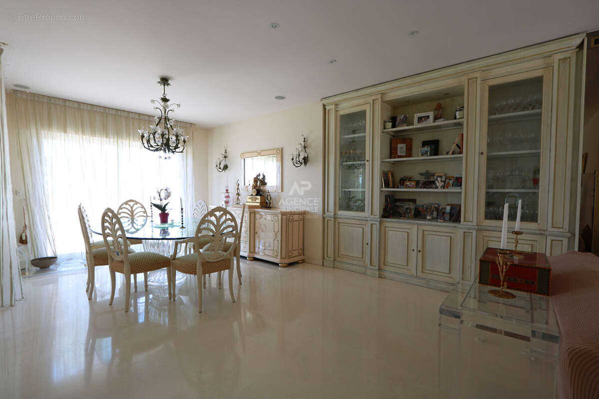 Maison à COURDIMANCHE