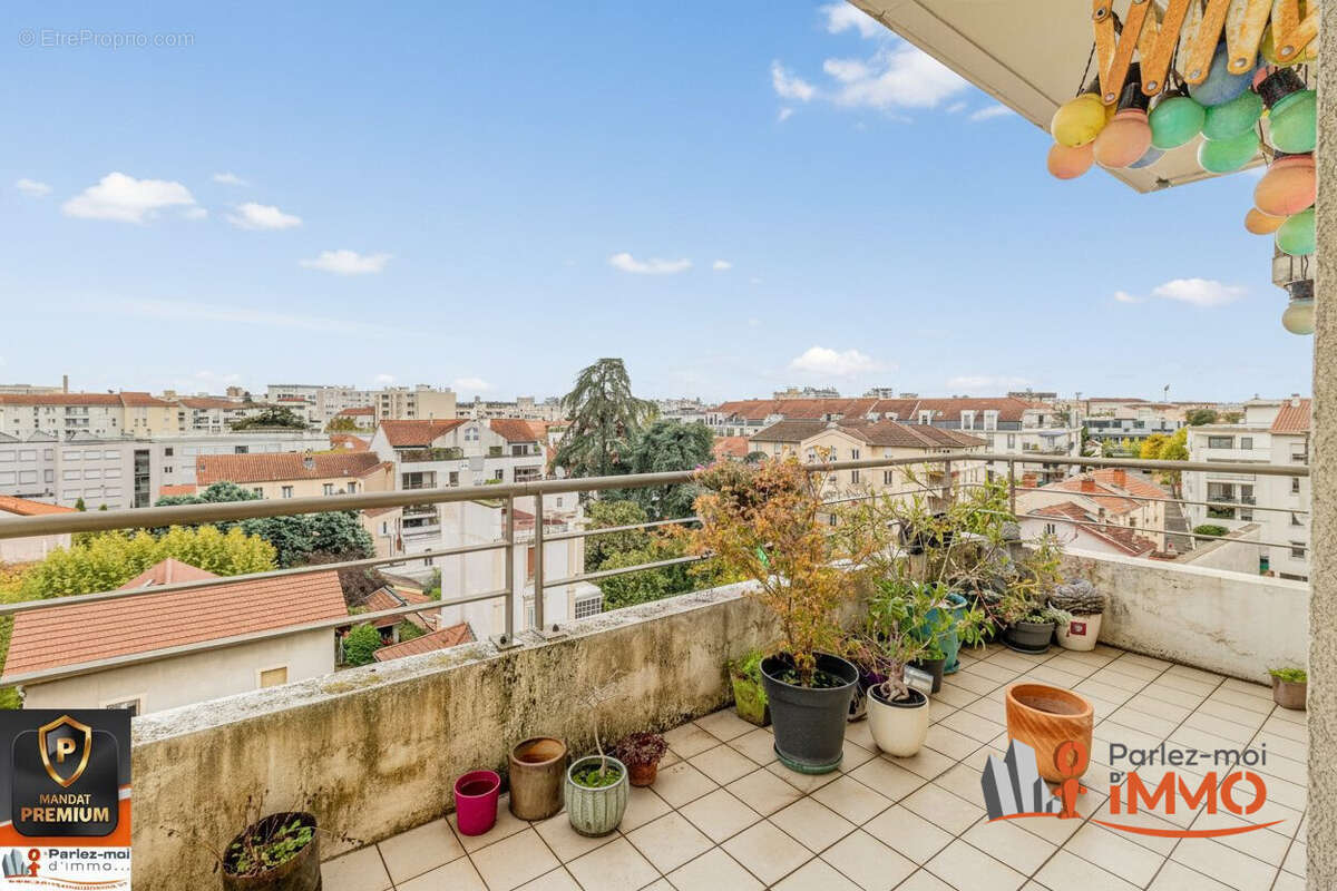 Appartement à LYON-8E