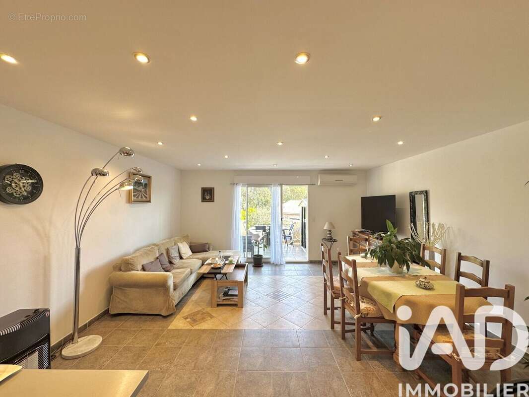 Photo 8 - Appartement à SANTA-LUCIA-DI-MORIANI