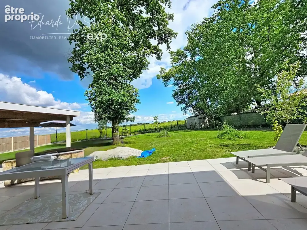 Maison 233 m² à Arsac  - photo 4