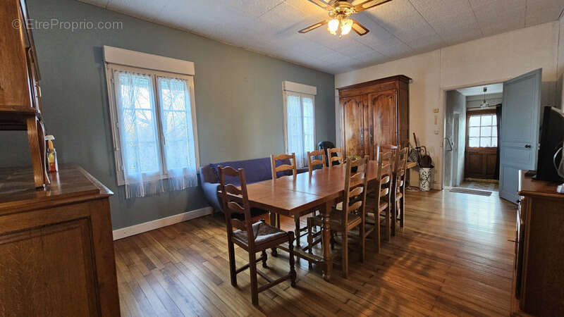 Maison à CHATEAU-LA-VALLIERE