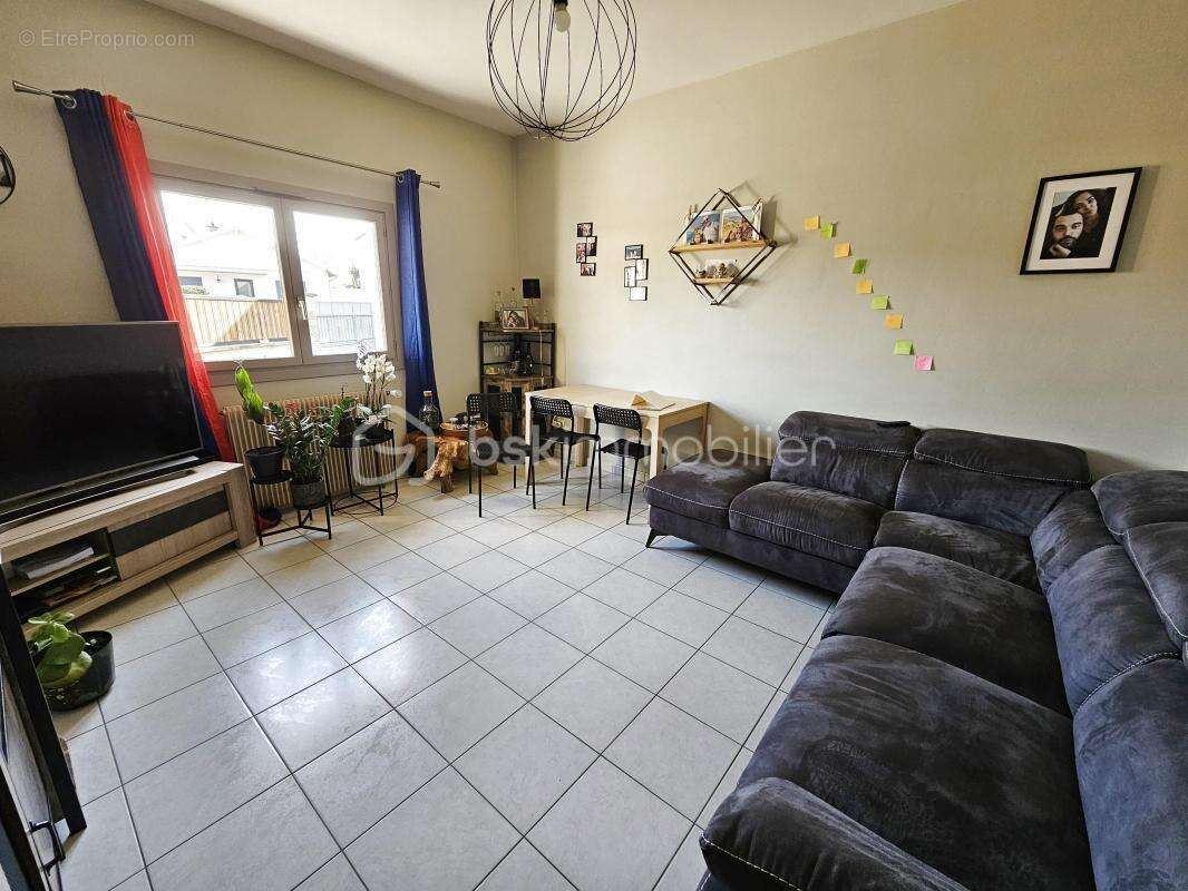Rare - maison de ville hypercentre - le coteau - 3 chambres - dpe : d - photo 2