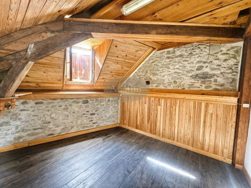 Maison à OLORON-SAINTE-MARIE