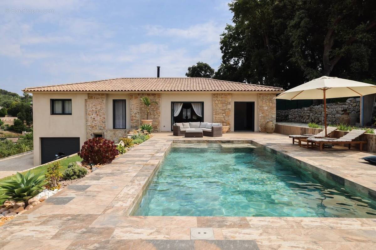 Maison 175 m² à Vallauris  - photo 3