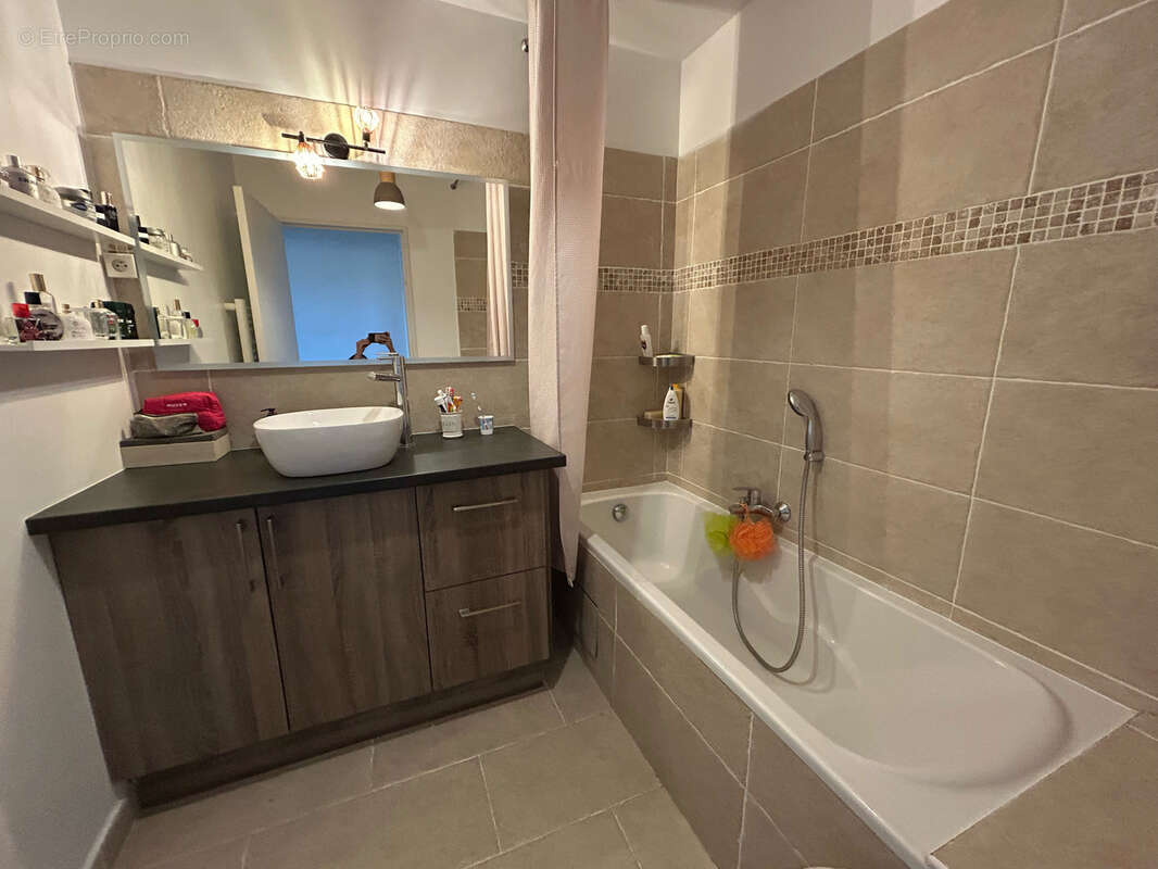 Appartement à MARSEILLE-12E