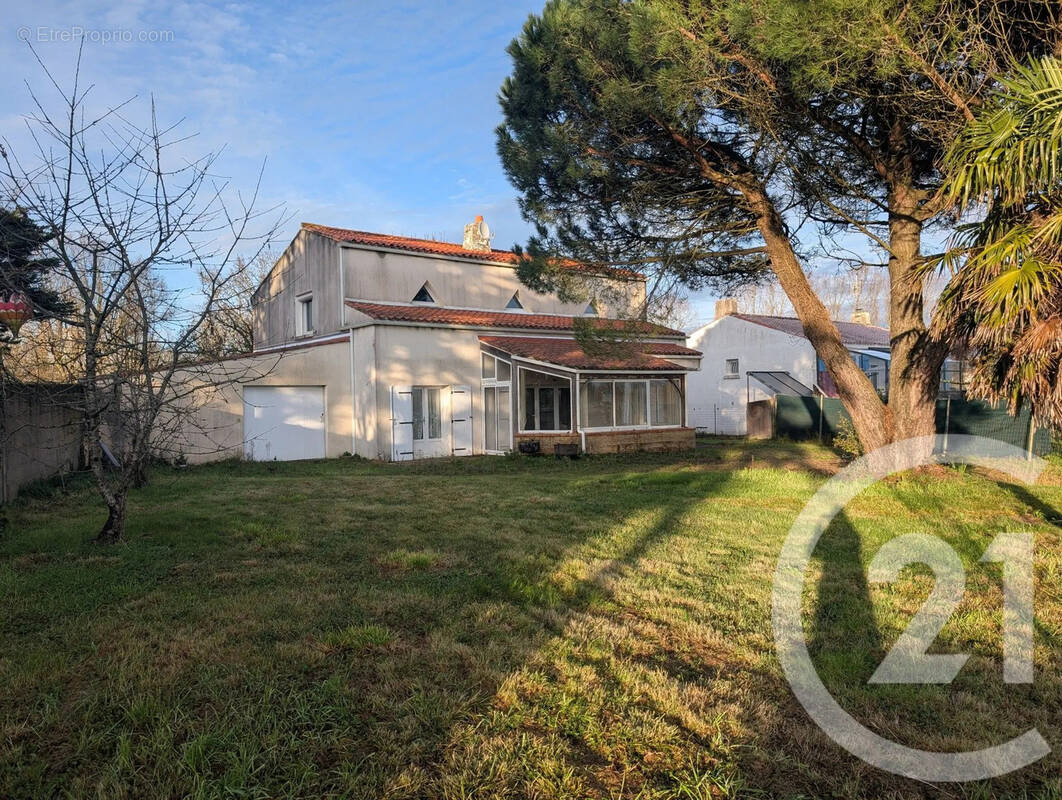 Maison à TALMONT-SAINT-HILAIRE
