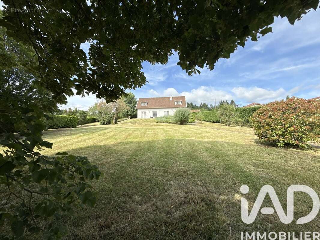 Photo 2 - Maison à SAINT-HAON-LE-VIEUX