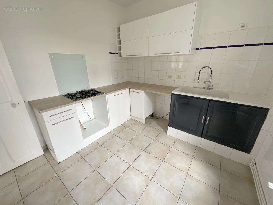 Maison à SAINTE-SAVINE