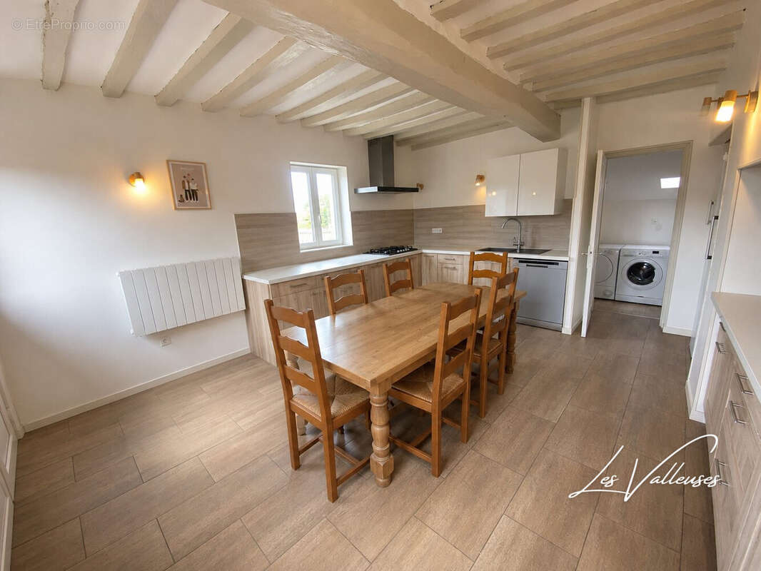 Maison 98 m² à Gruchet-Saint-Simeon  - photo 3