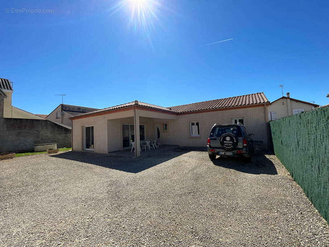 Maison à MONSEMPRON-LIBOS