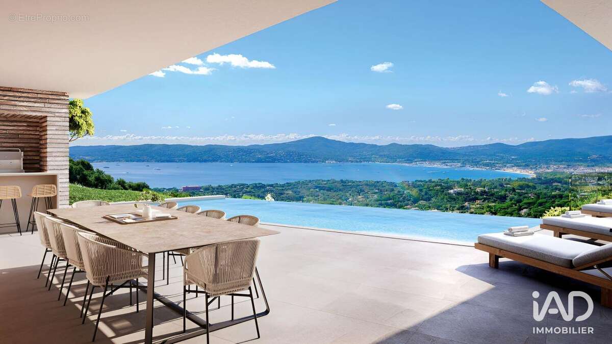 Photo 2 - Maison à GRIMAUD