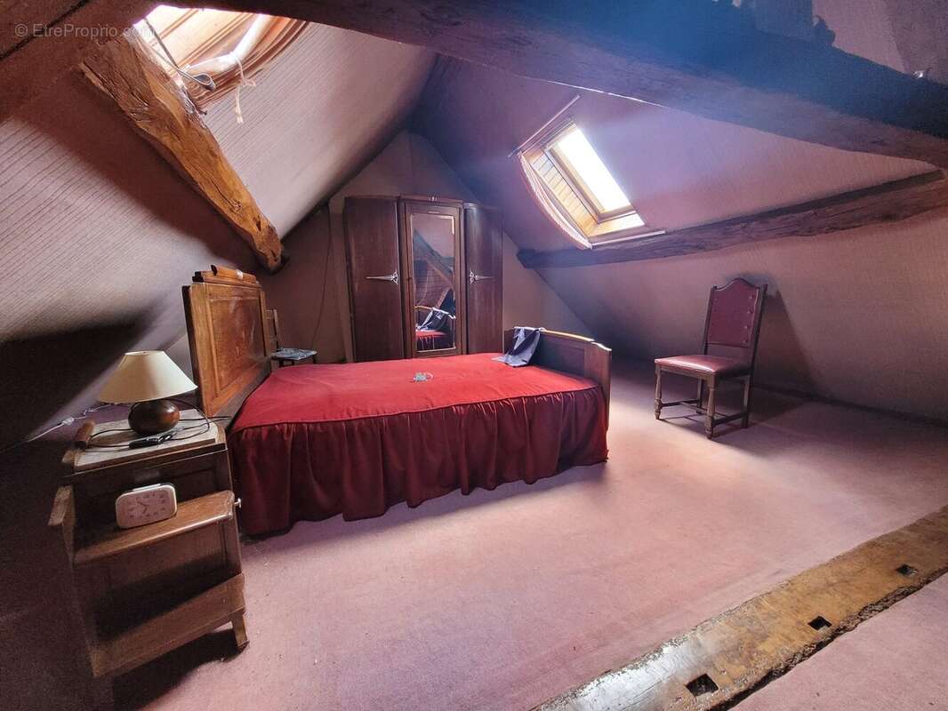 Maison à MOUTIERS-AU-PERCHE