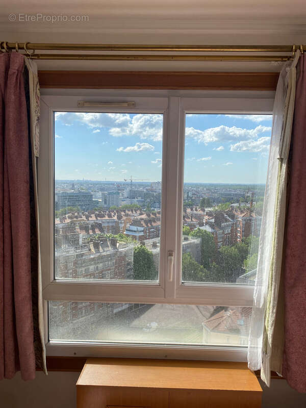 Appartement à PARIS-20E