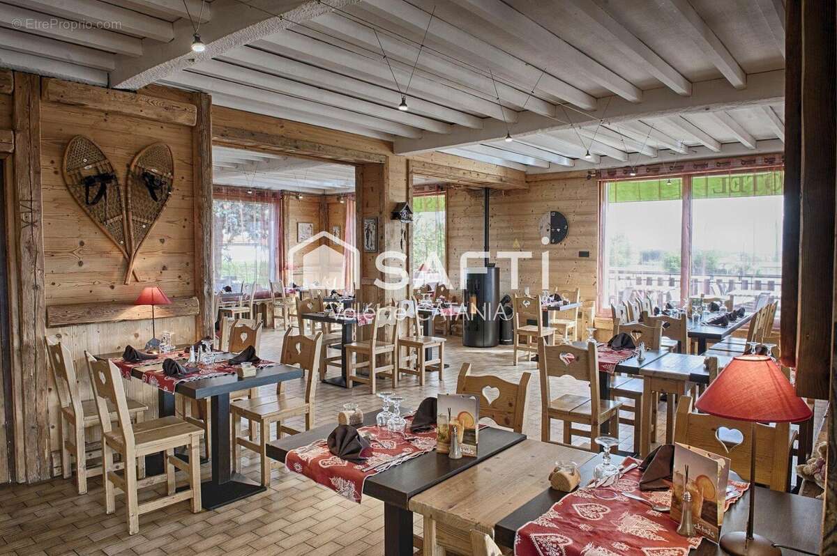 Photo 5 - Commerce à BEAUCROISSANT