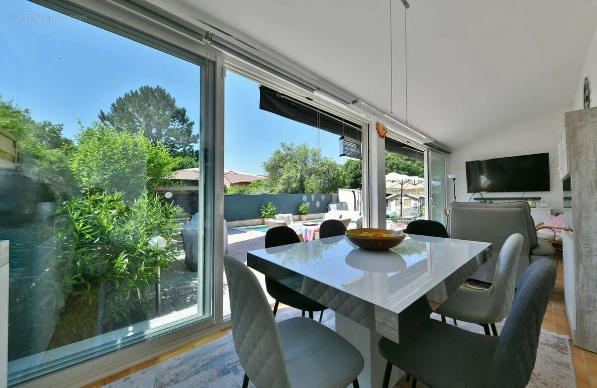 Maison à UZES