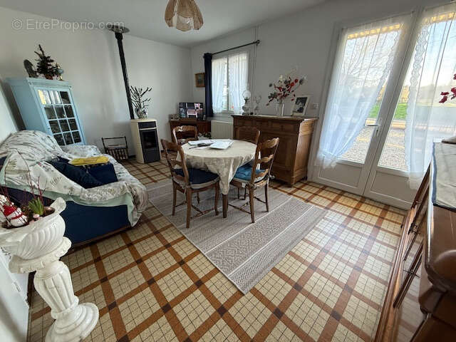 Maison à SAINT-AIGULIN