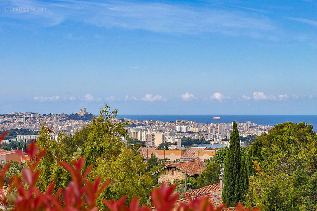 Appartement à MARSEILLE-13E