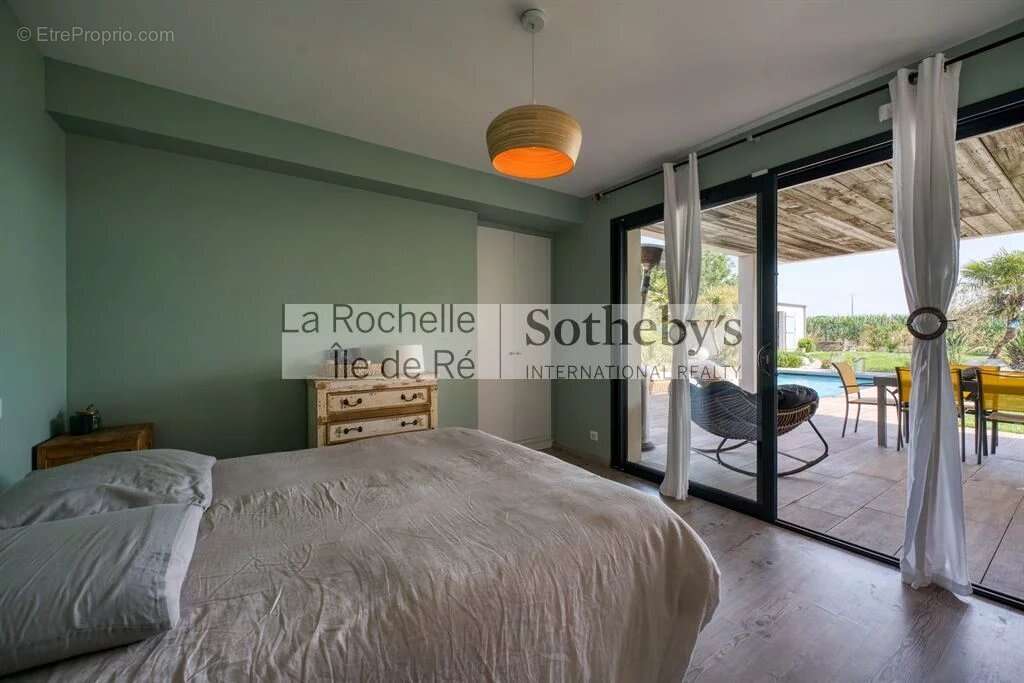 Villa contemporaine de 360 m2 - photo 13