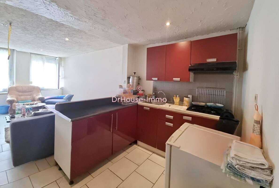 Appartement 235 m² à Avesnes-Sur-Helpe  - photo 35
