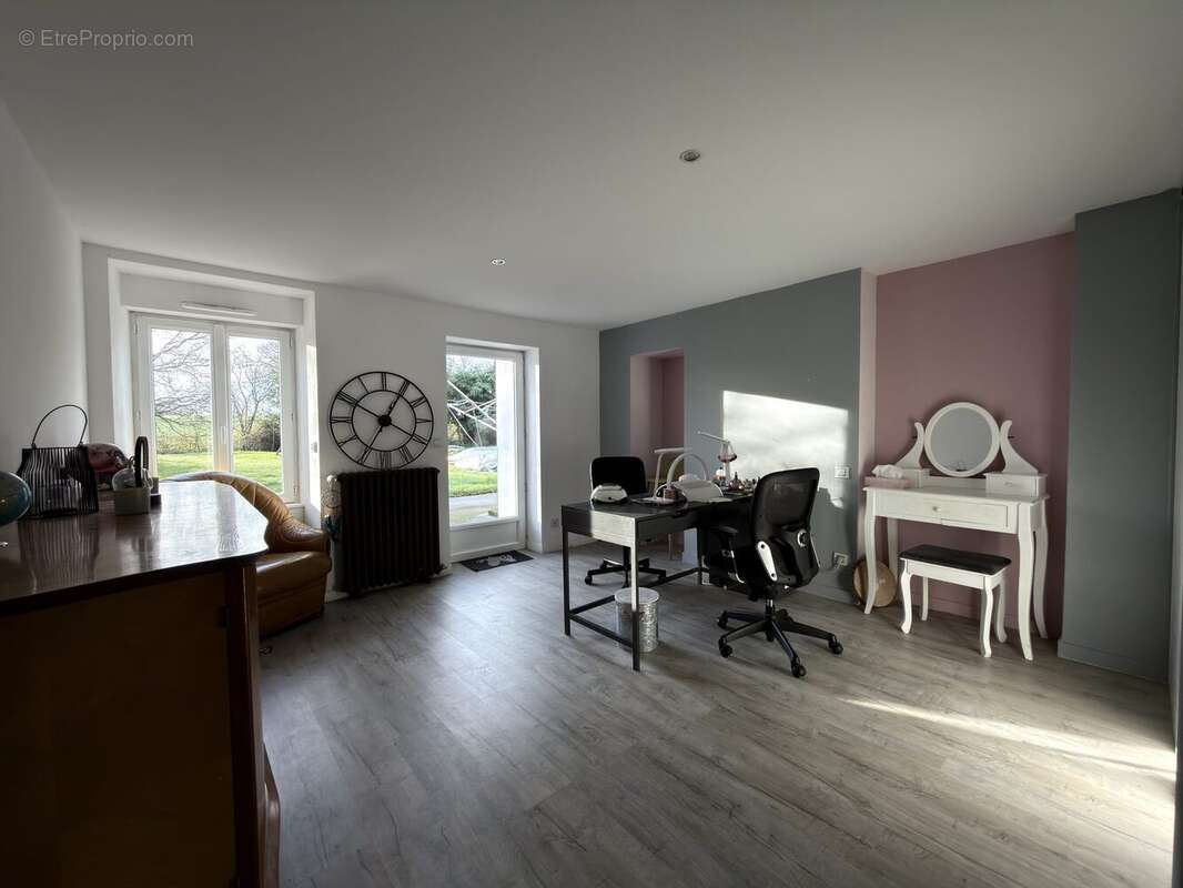 Maison à SAINT-AUBIN-D'AUBIGNE