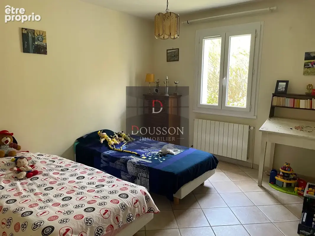 Villa avec piscine et jardin d’oliviers - photo 9
