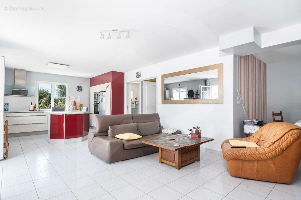 Maison individuelle - vie de plain-pied - 234m2 - piscine - rogerville - photo 9