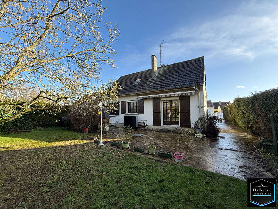 Maison à NANTEUIL-LE-HAUDOUIN