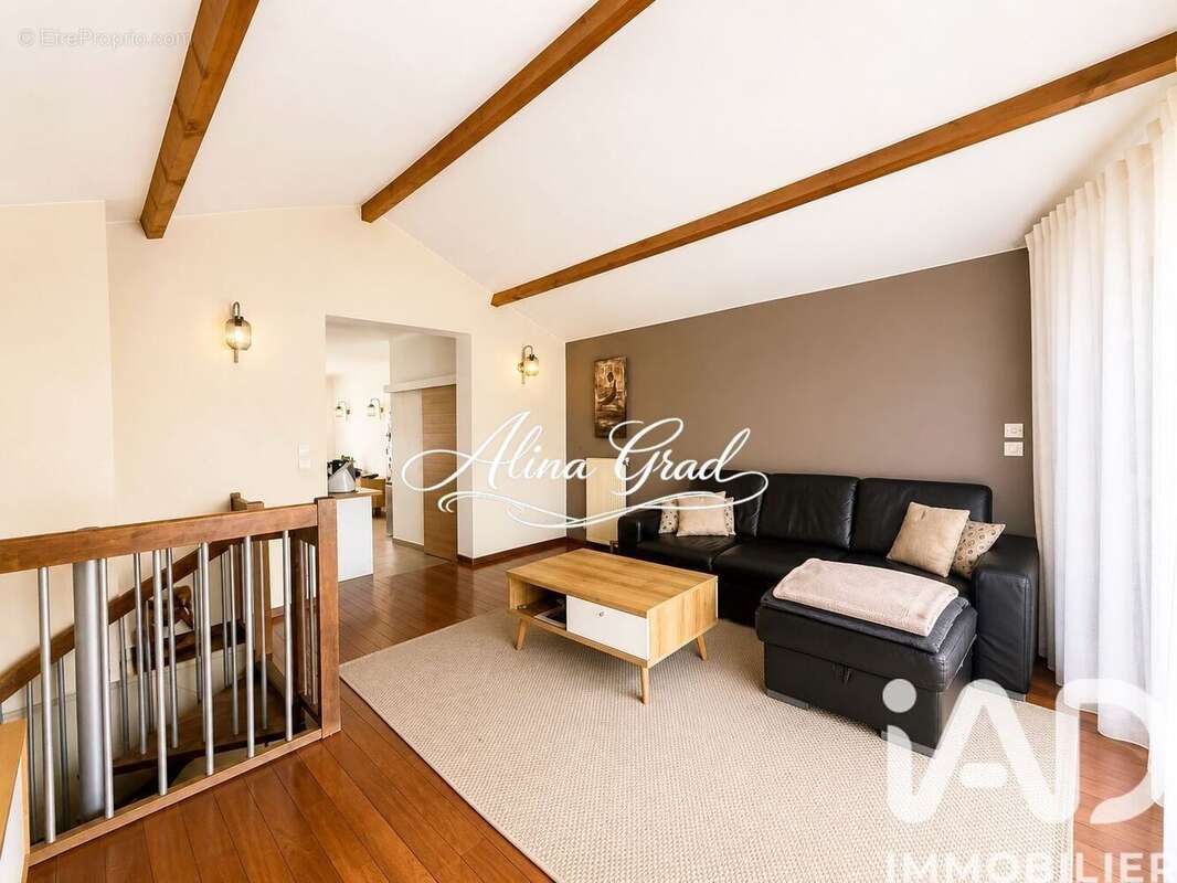 Photo 3 - Maison à MONTIGNY-LES-CORMEILLES