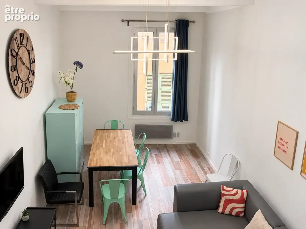 Vieux-nice   3 pièces de caractère   68 m2 utiles - photo 5