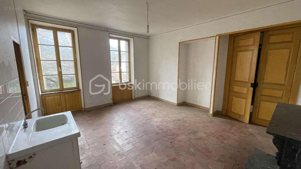 Appartement à SAINT-PONS-DE-THOMIERES