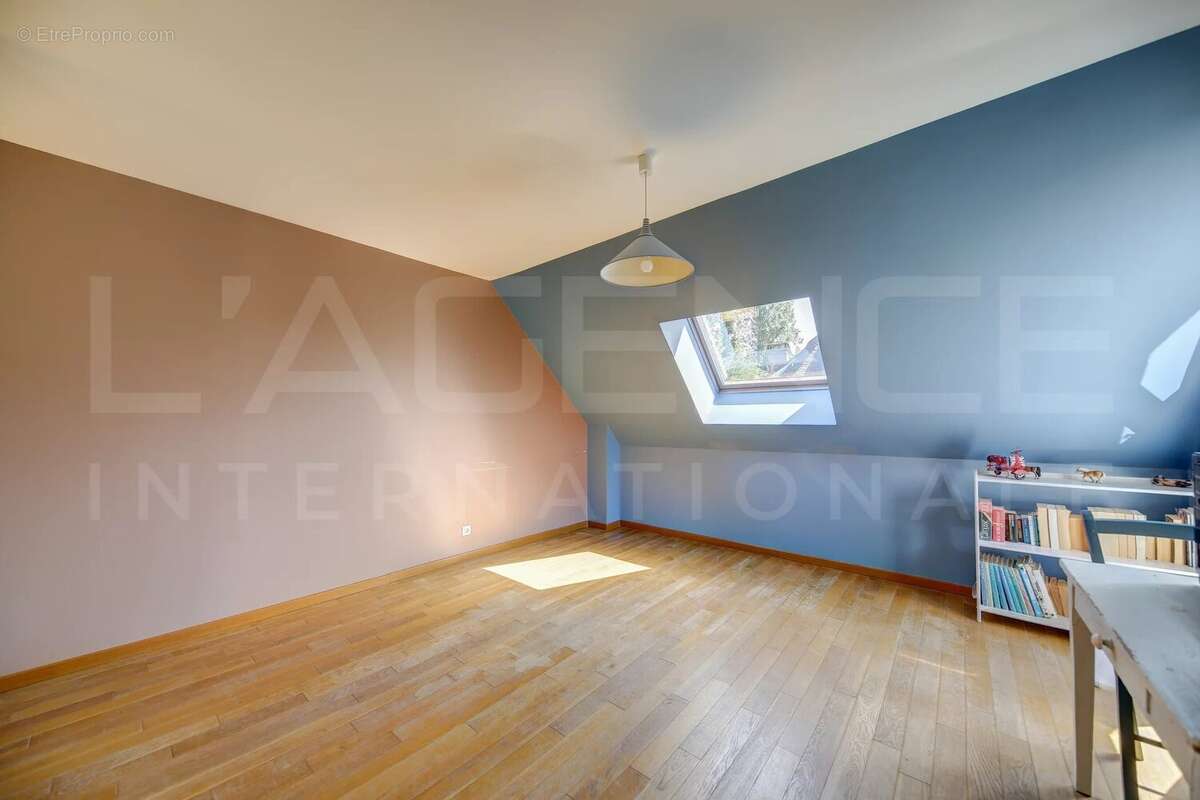 Maison familiale avec vue panoramique et piscine - photo 18