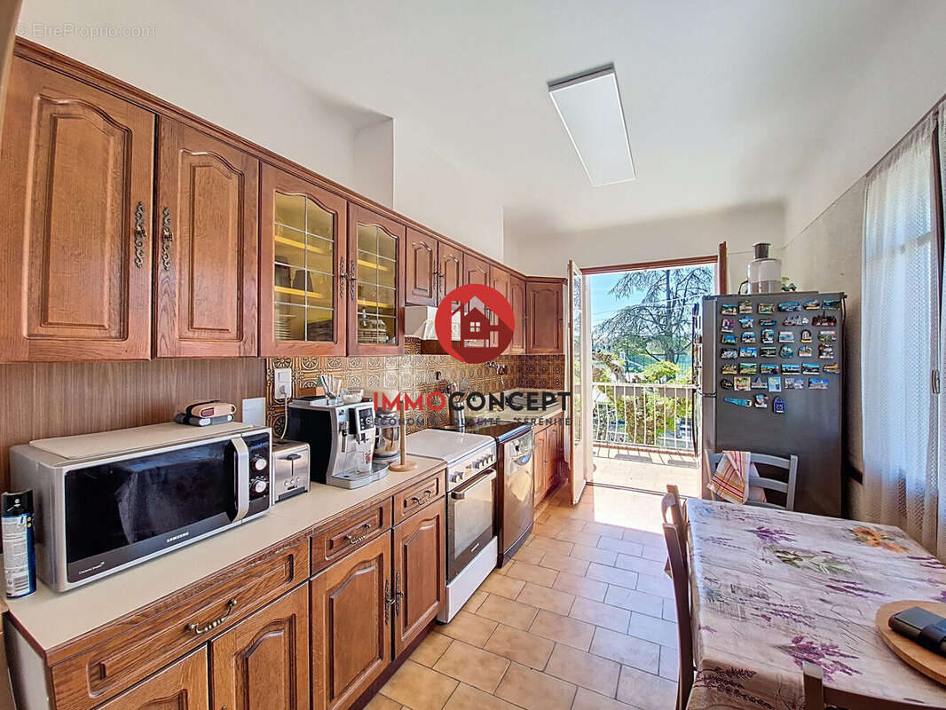 Maison à ROQUEMAURE