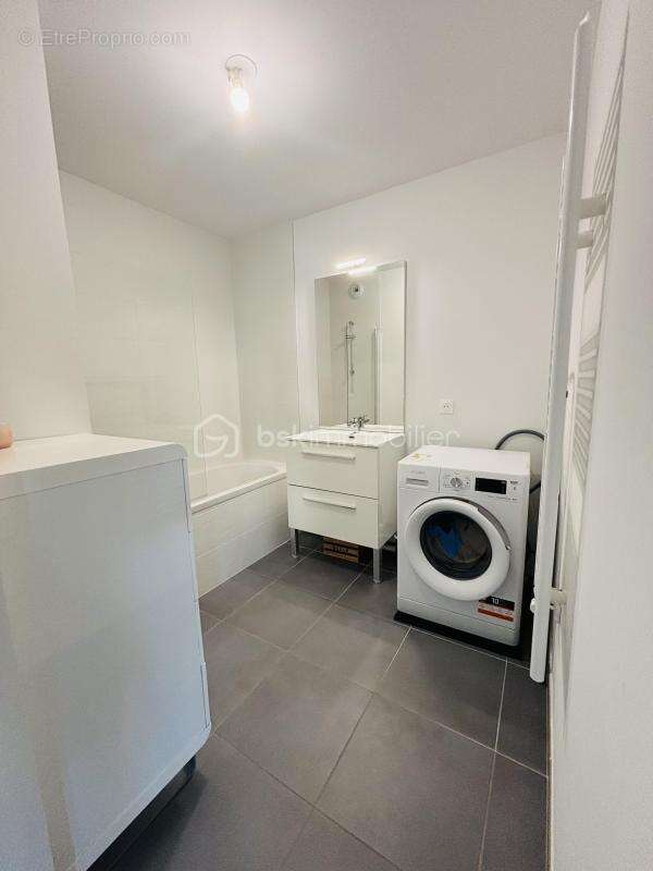 A deux pas de la Gare!!! Découvrez ce magnifique appartement T3 de 67,5m² - photo 8