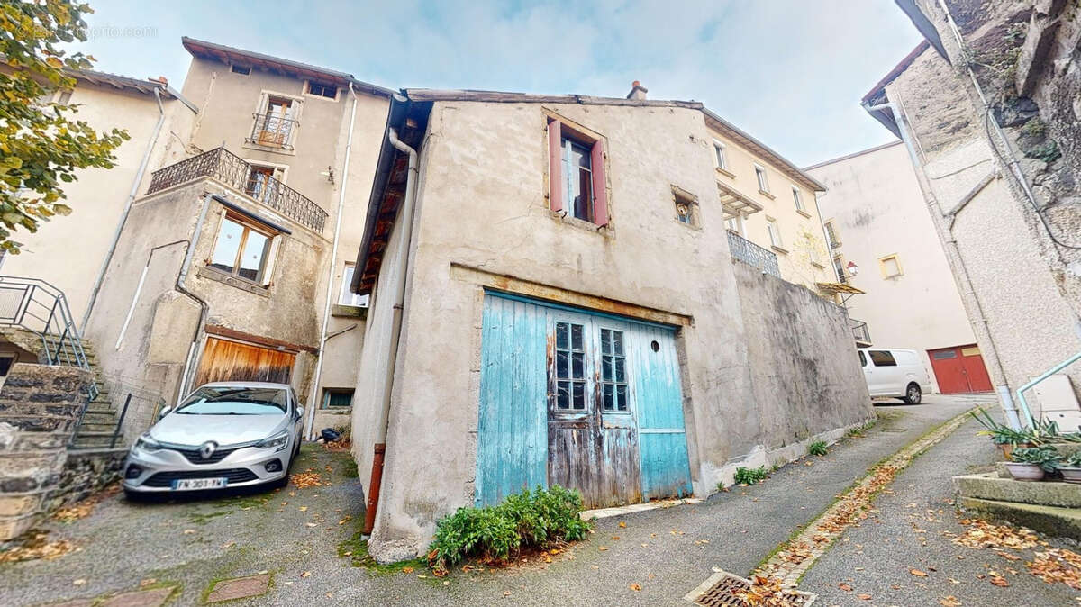 Appartement à LE MONASTIER-SUR-GAZEILLE