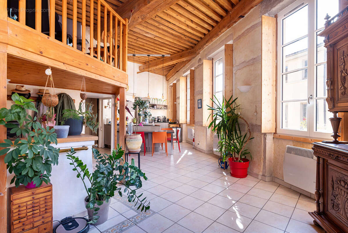 Appartement à LYON-1E