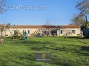 Maison à SAINT-JEAN-DE-LIVERSAY