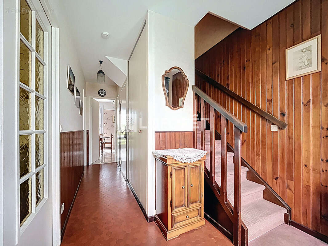 Maison à SAINT-MARTIN-DU-TERTRE