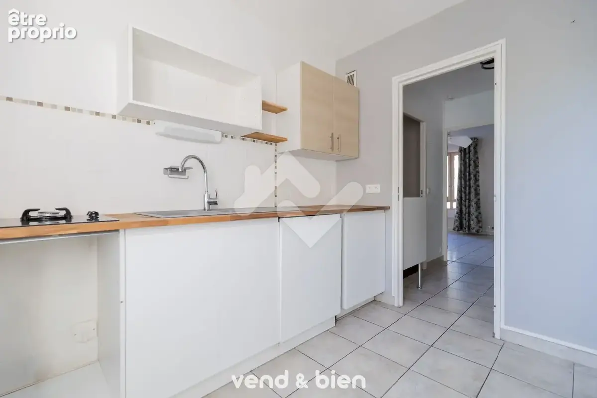Appartement 4 pièces 69 m² à vendre à Reims (51100) - photo 7