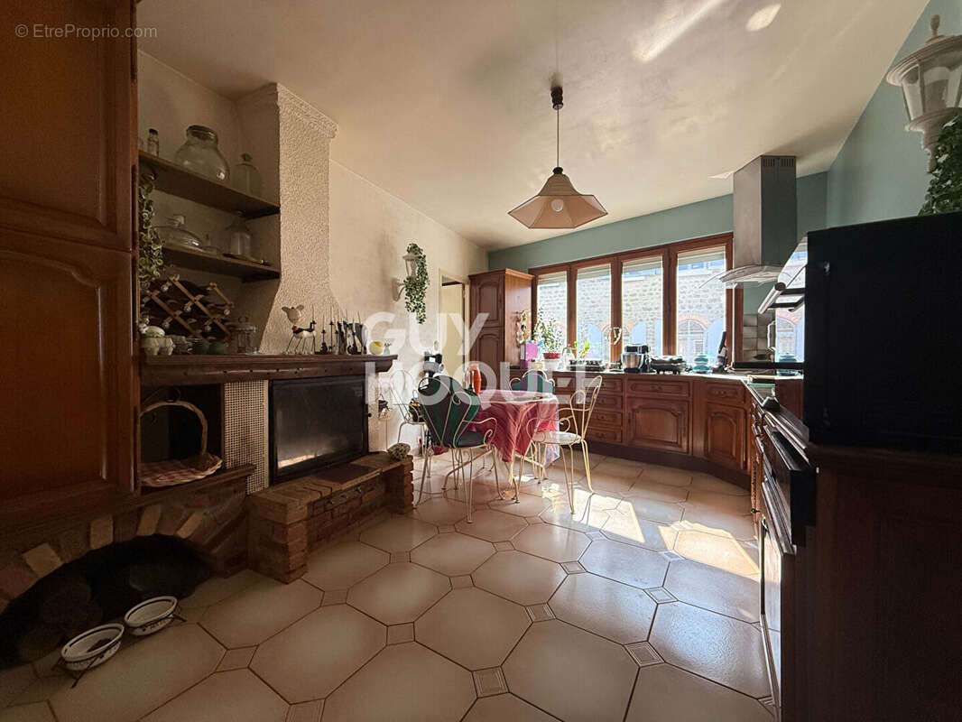 Appartement à MORNANT