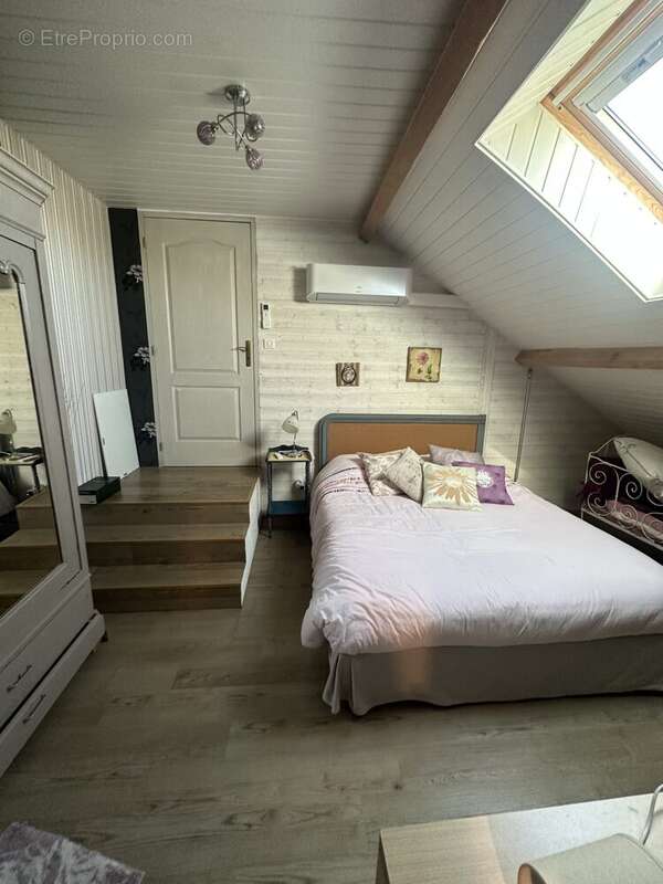 Maison à COMBLES-EN-BARROIS