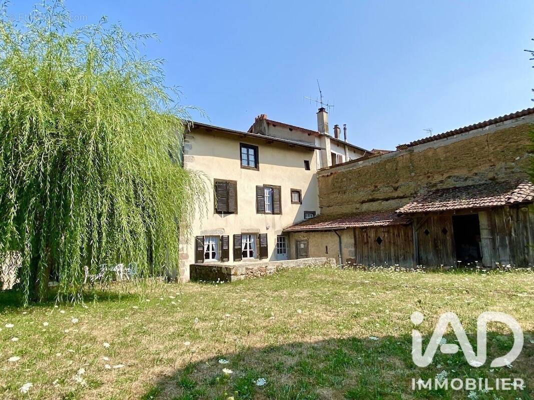 Photo 1 - Maison à MARSAC-EN-LIVRADOIS