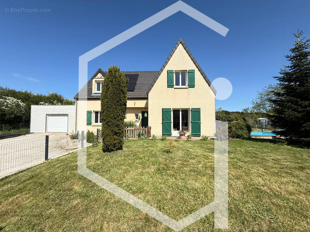 Maison à COSNE-COURS-SUR-LOIRE