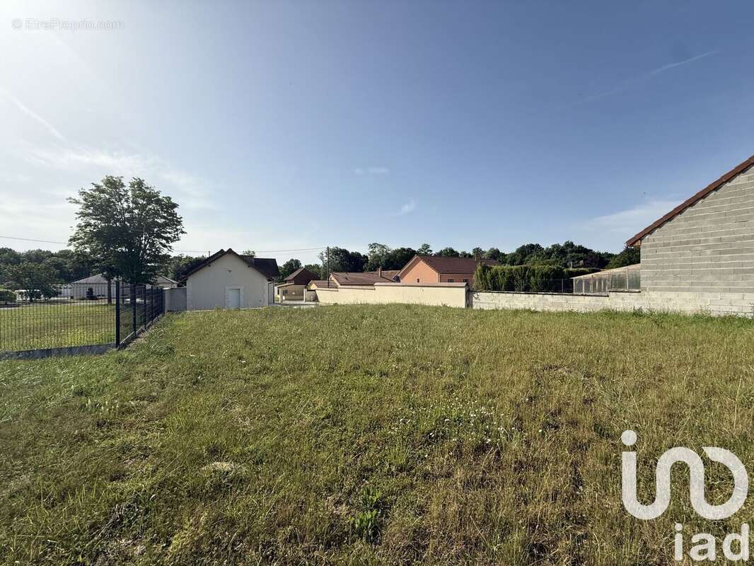 Photo 3 - Maison à DAMPIERRE