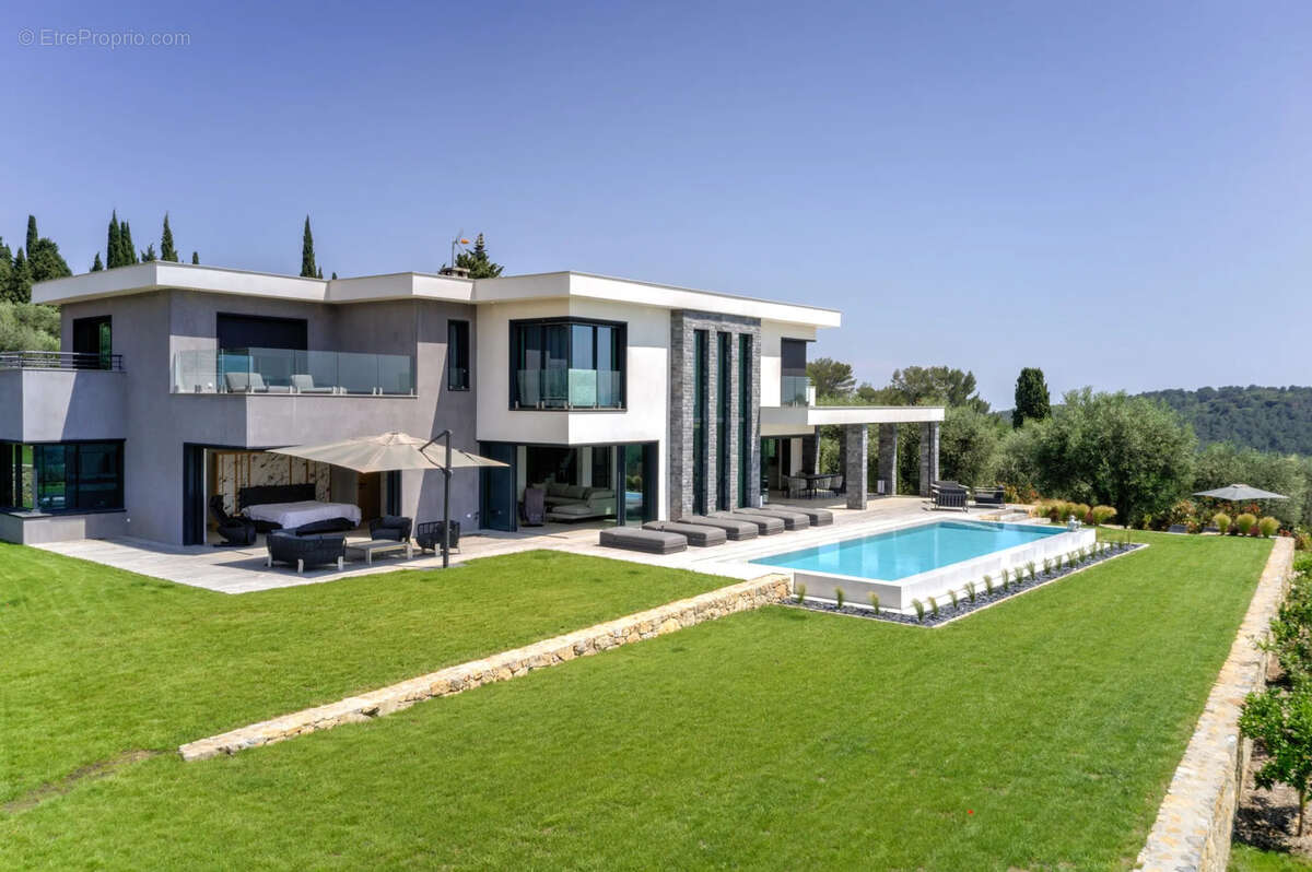 Maison à OPIO