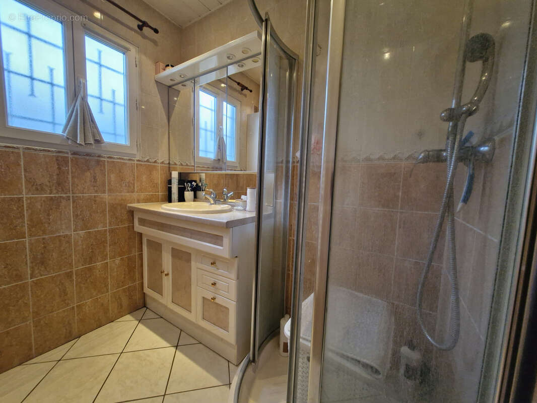 Maison à ARQUES-LA-BATAILLE